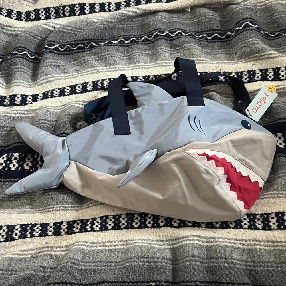 Cat & Jack Shark Bag